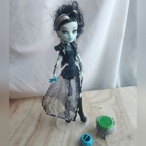 Monster High Ghouls Rule Frankie